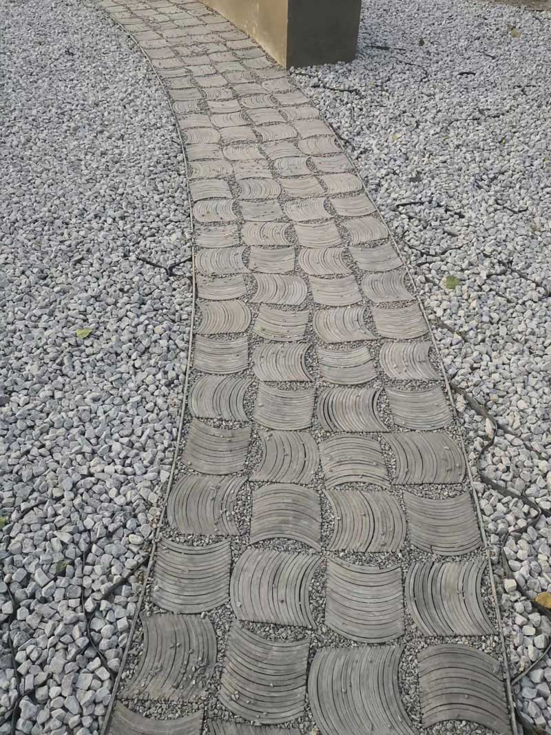 �@�־��^����