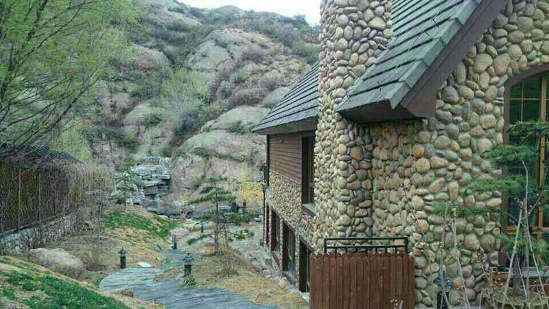 �e����������