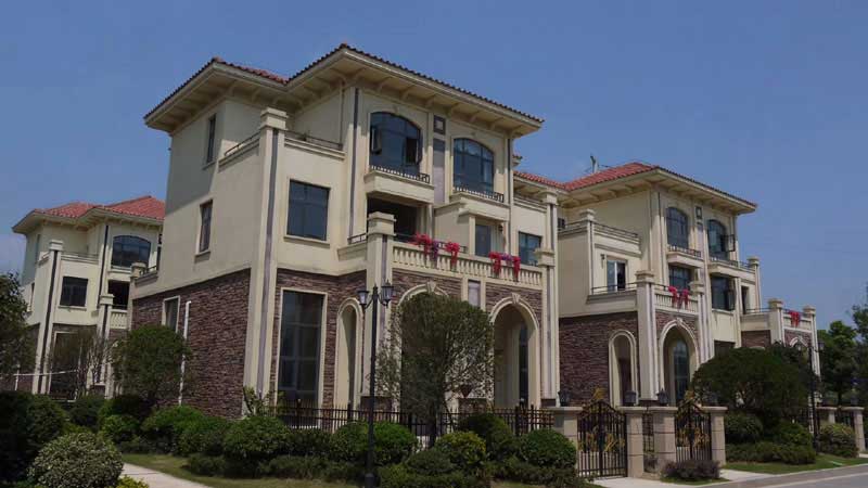 �e����������