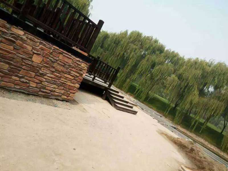 �e����������